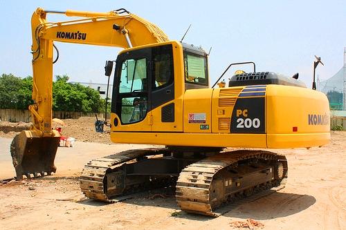 Excavator PC200